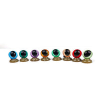 18mm - 18 Colours Cat Eyes,High quality SOLD IN LOTS OF 2 PAIRS!
